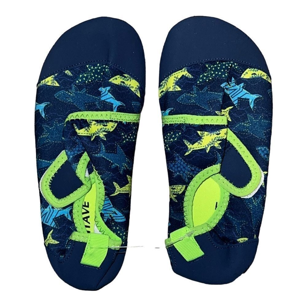 Sea Wave Boys Blue Green Sharks Water Shoes Aqua Socks Size 2/3 New